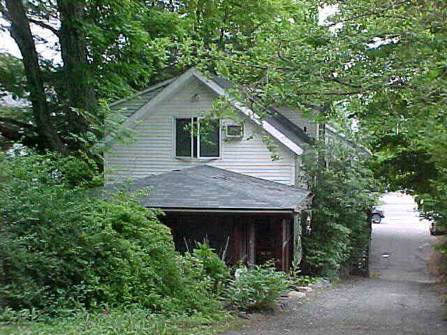 Building photograph for 345 MAIN STREET